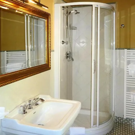 Appartement Estate In Monte Serra With Panoramic Views Pise