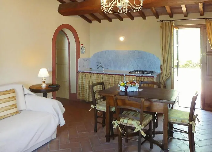 Estate In Monte Serra With Panoramic Views