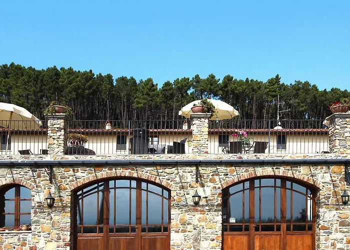 Estate In Monte Serra With Panoramic Views