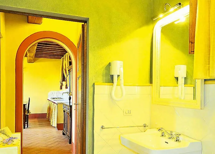 Estate In Monte Serra With Panoramic Views